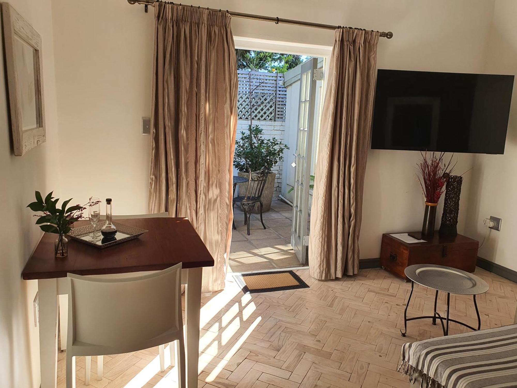 Wild Olive Guest House & Villa Cape Town Exterior photo